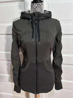Lululemon Dance Studio Jacket III Size 8 Dark Olive Green Reversible $138